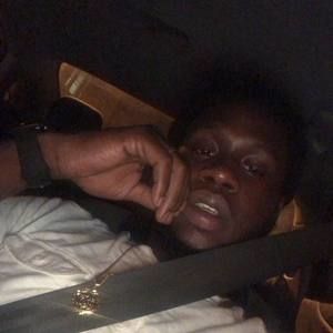 Meet your Posher, Derrik